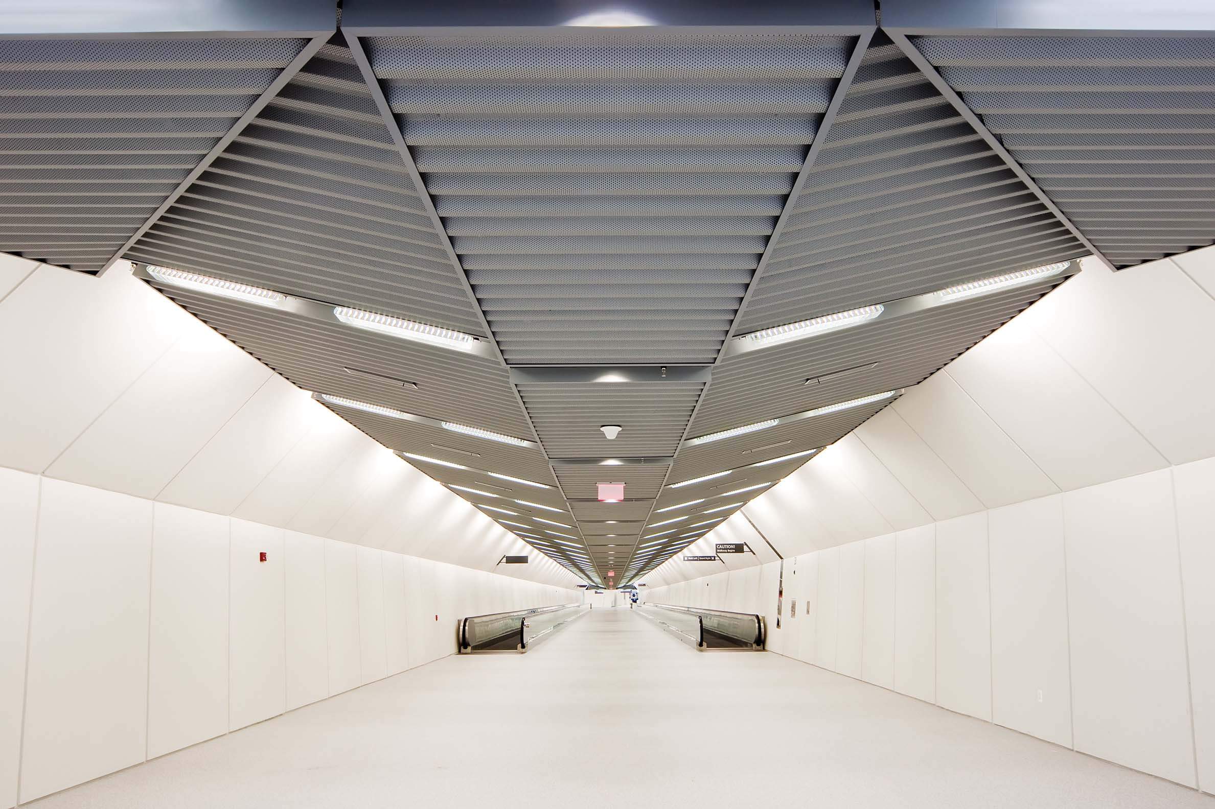 Washington Dulles International Airport, Terminal C Connector Tunnel